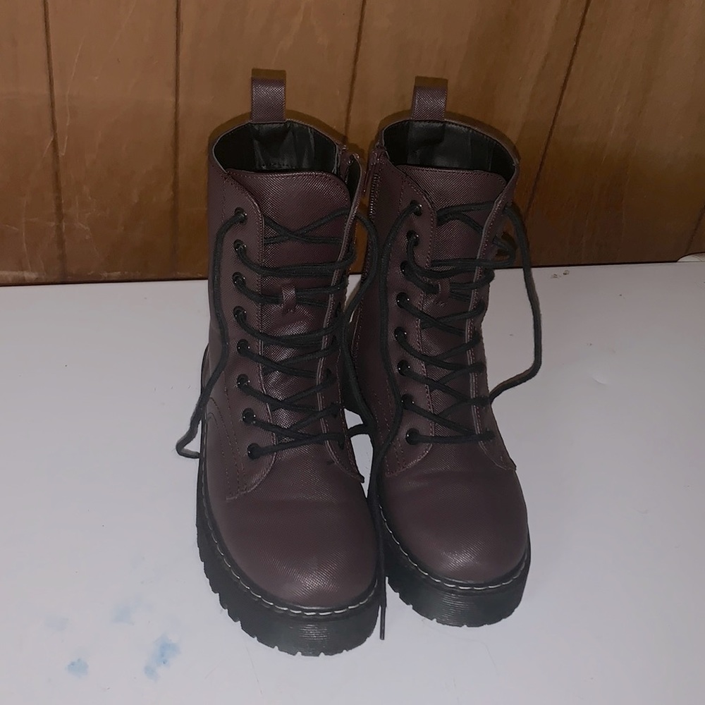 Brown Boots size 5.5
